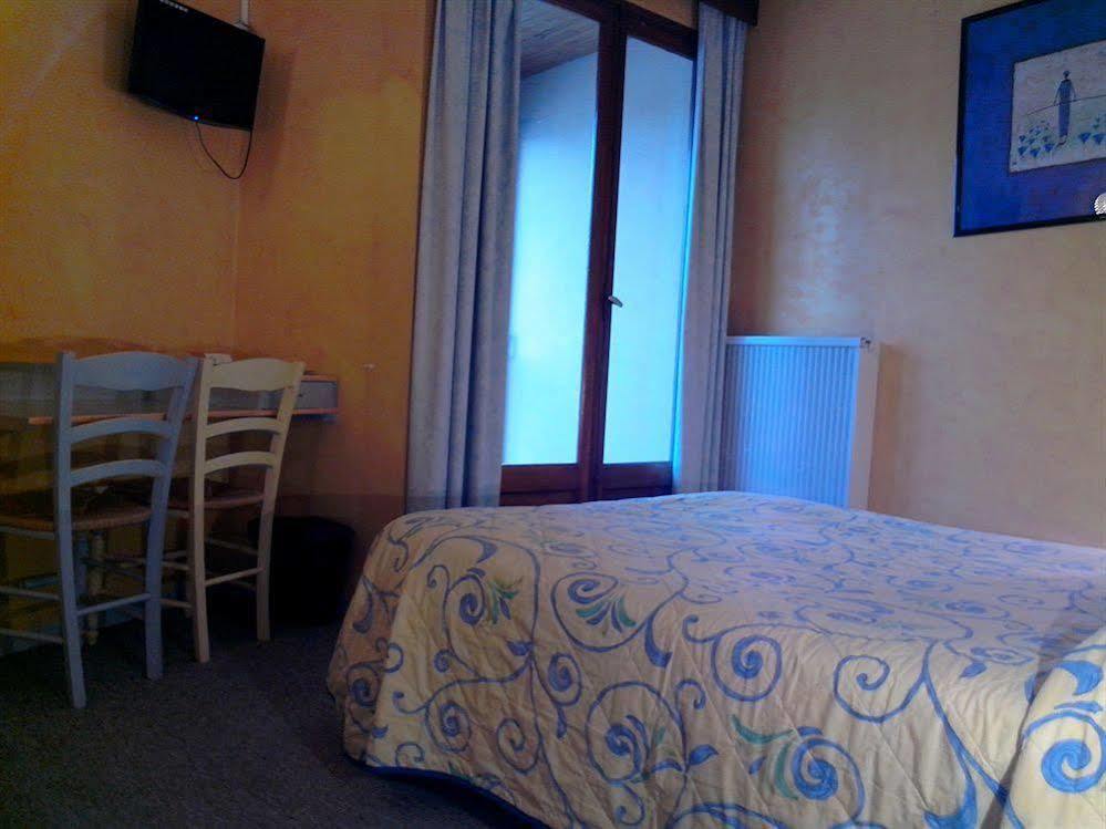 Hotel La Rotonde La Ciotat Exterior photo